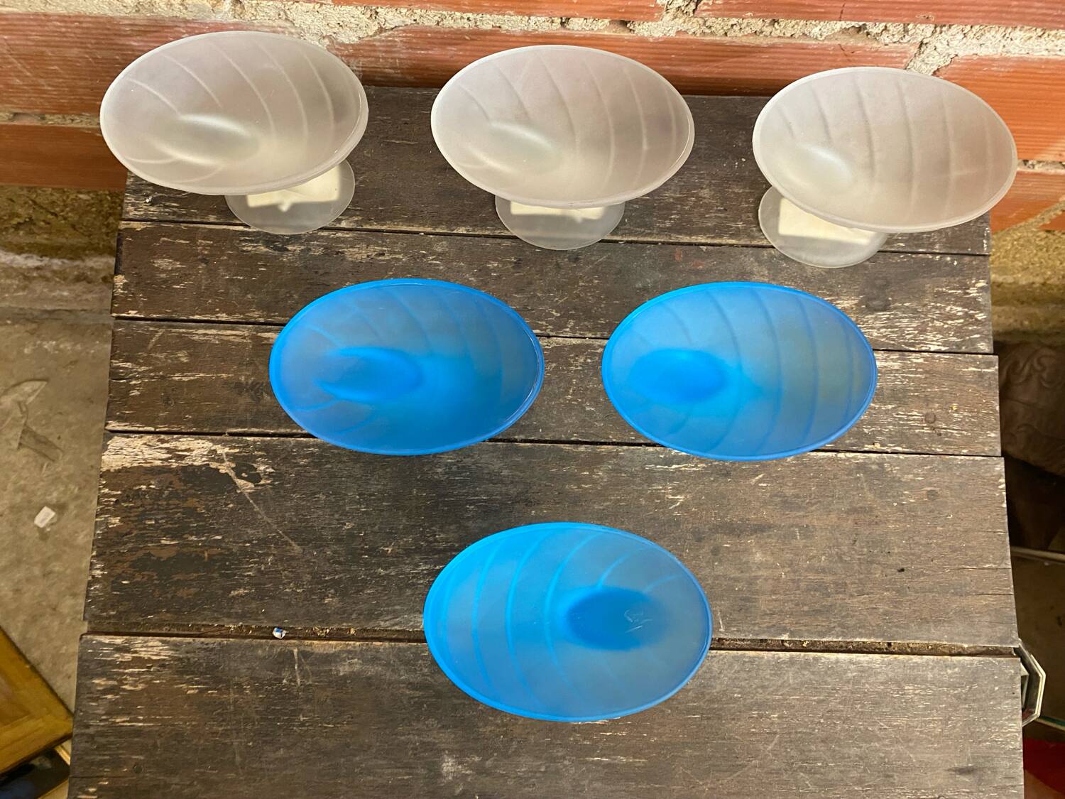 Set of 6 zig zag design ice cream bowls la rochere frosted glass france