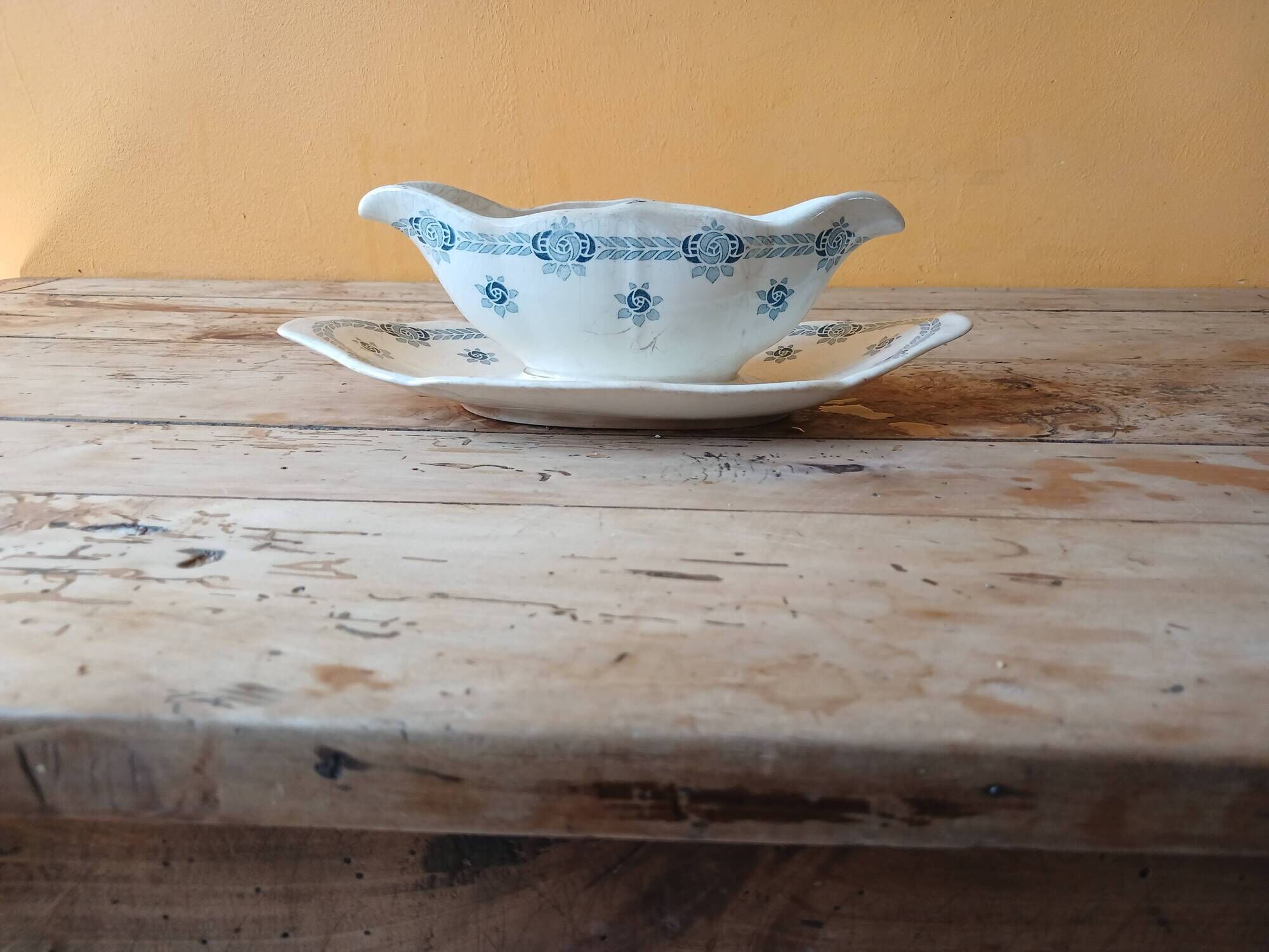 Sauceboat ironstone 1900 - Sarreguemines earthenware Adria series