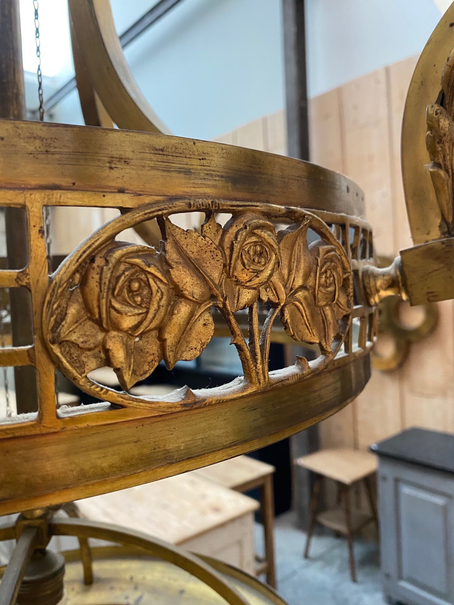 Large chandelier early twentieth in bronze