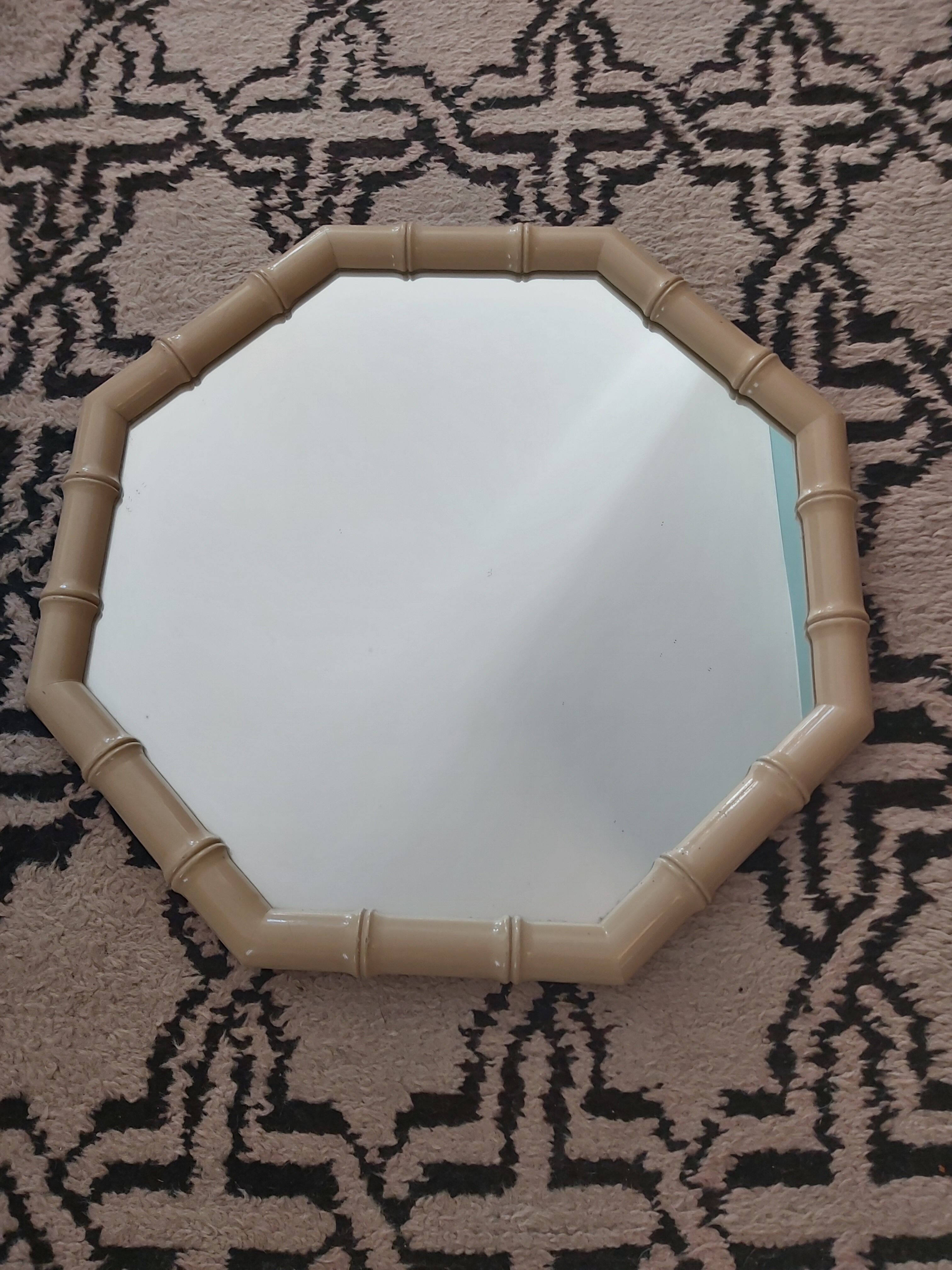 Octagonal mirror 70-80 years 62x62cm