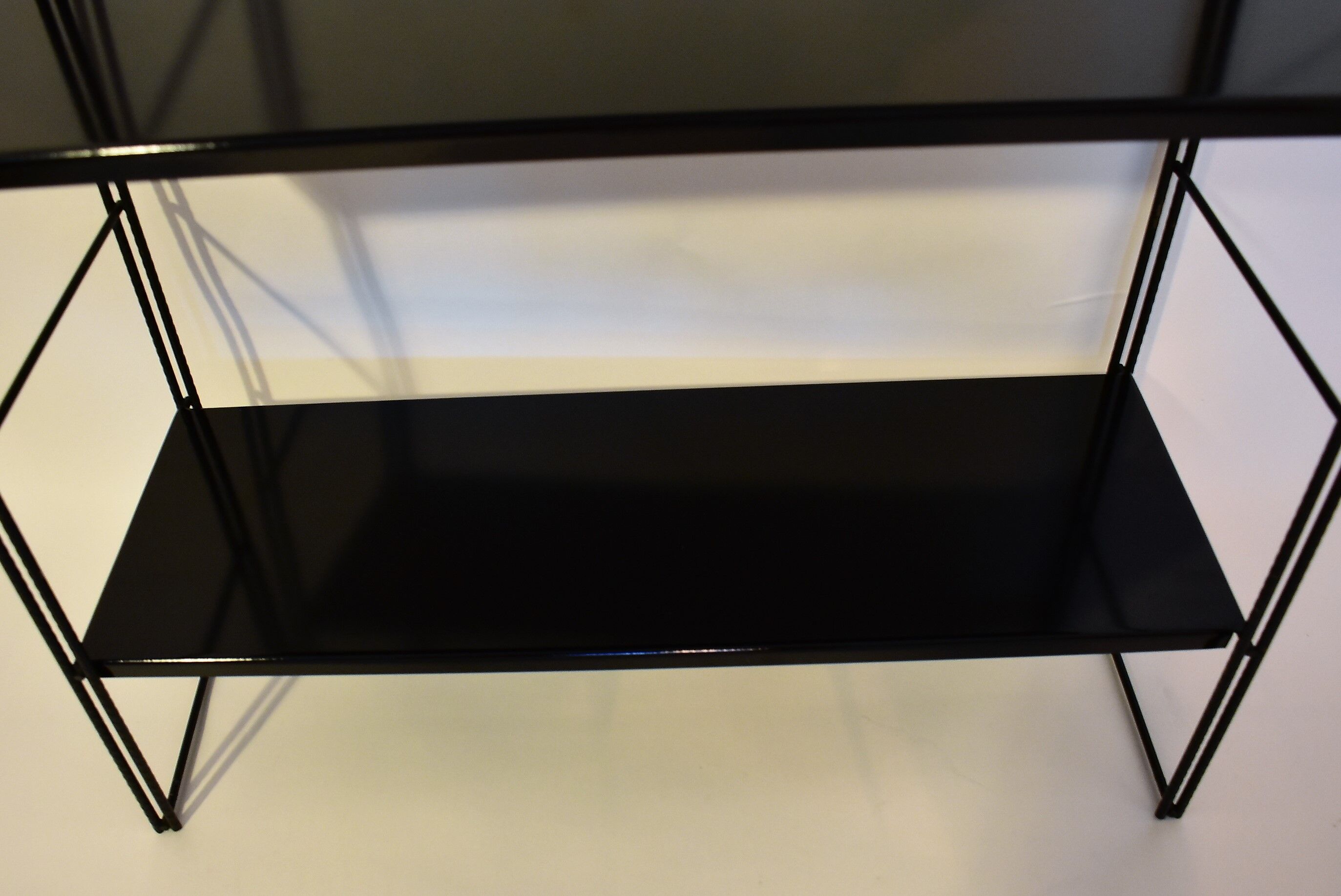 Shelf string vintage