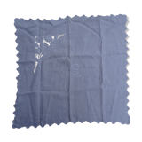 Nappe festonnée  brodée