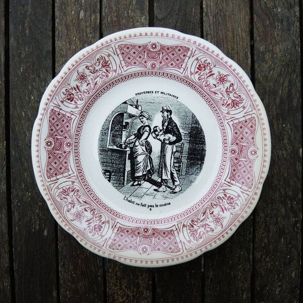 6 anciennes assiettes parlantes Gien – proverbes & militaires
