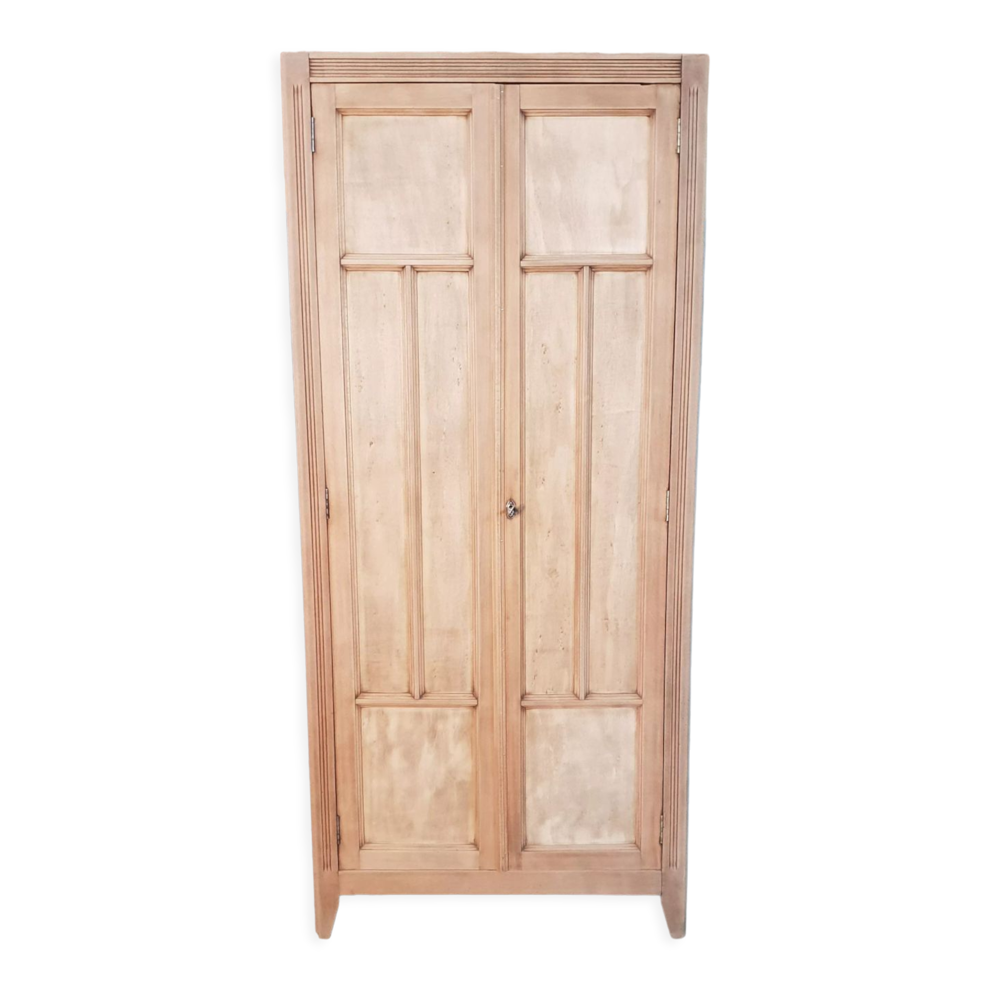 Vintage Parisian wardrobe