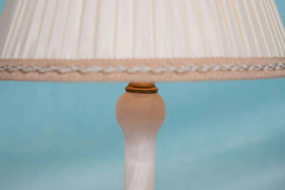 Bohemian chic natural stone table lamp, mid-century onyx table lamp.