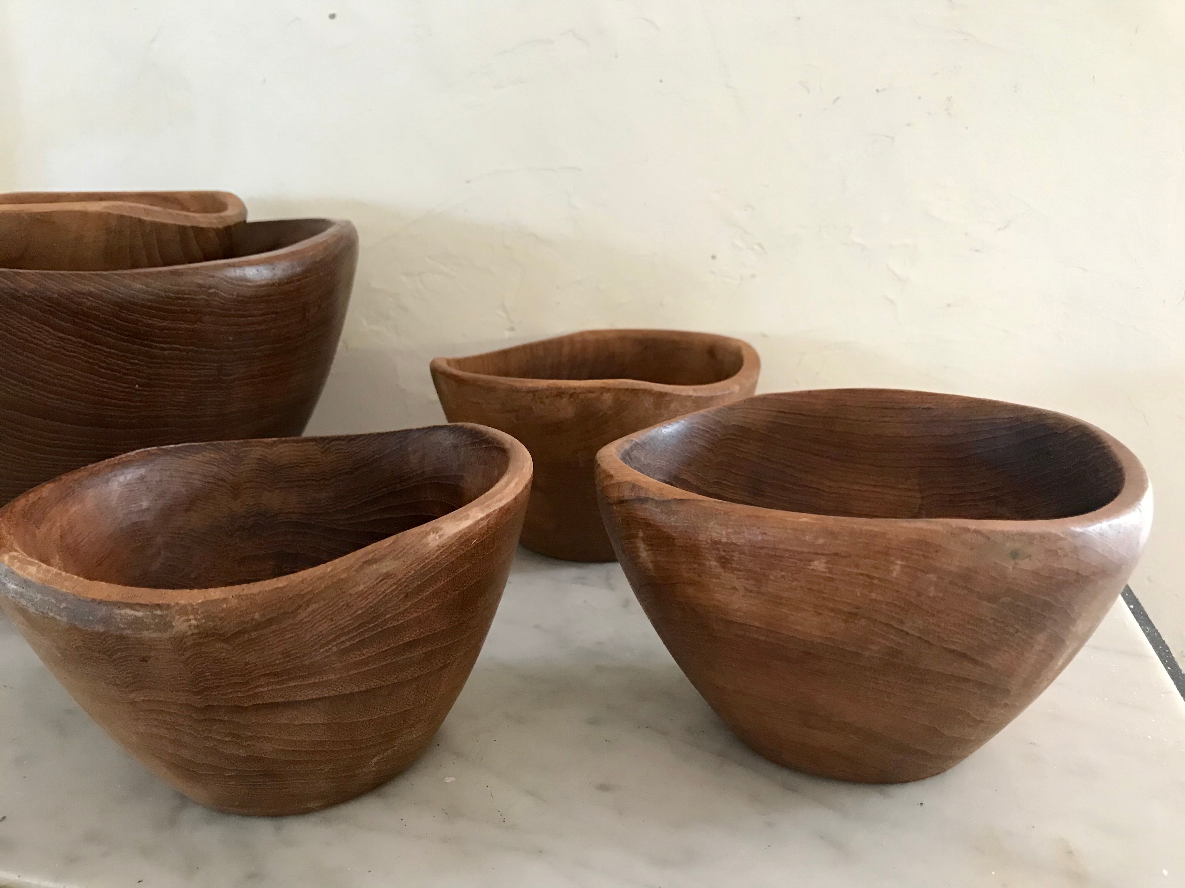 Saladier et ses bols en bois vintage