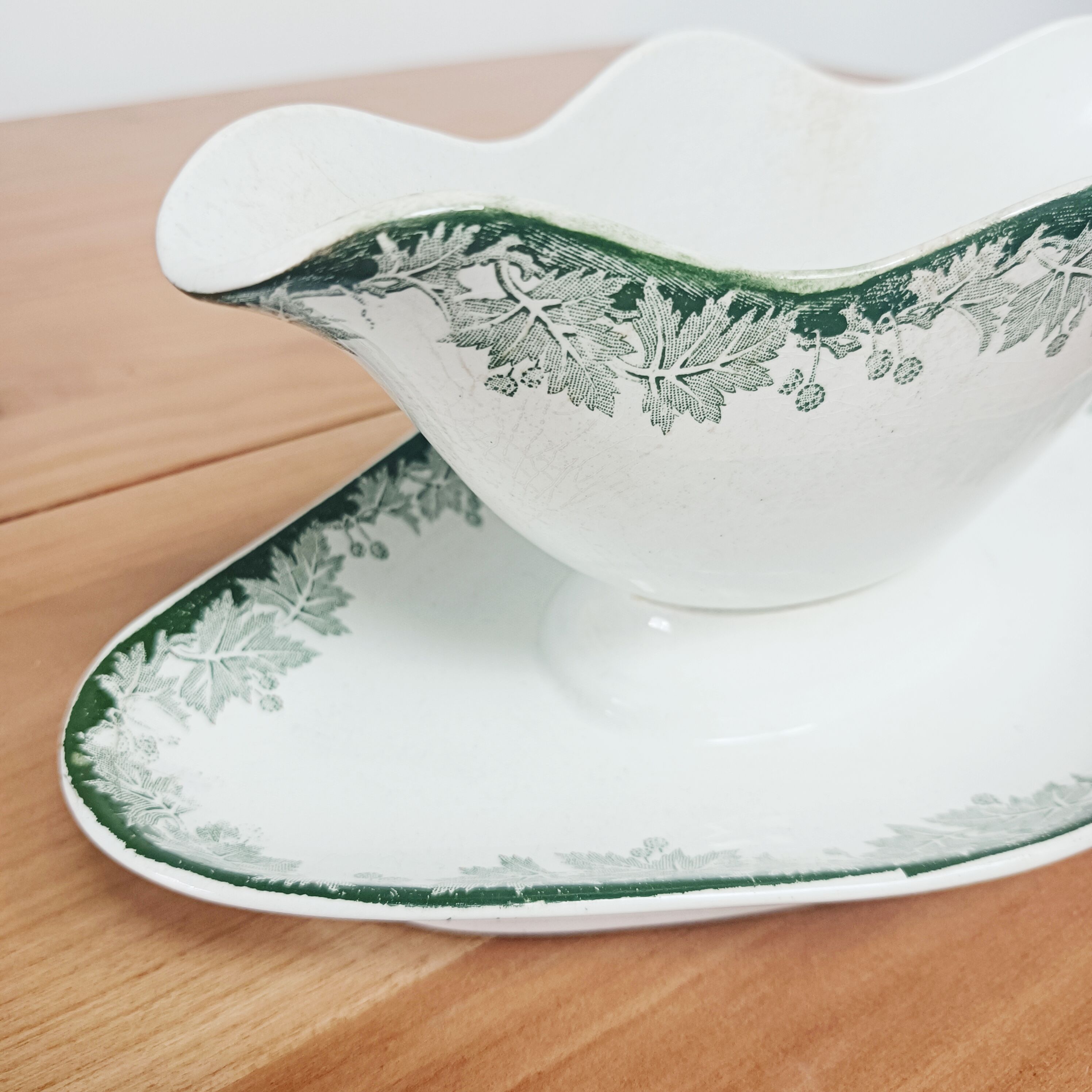 Saucière land of iron Saint Amand and Hamage, plane tree