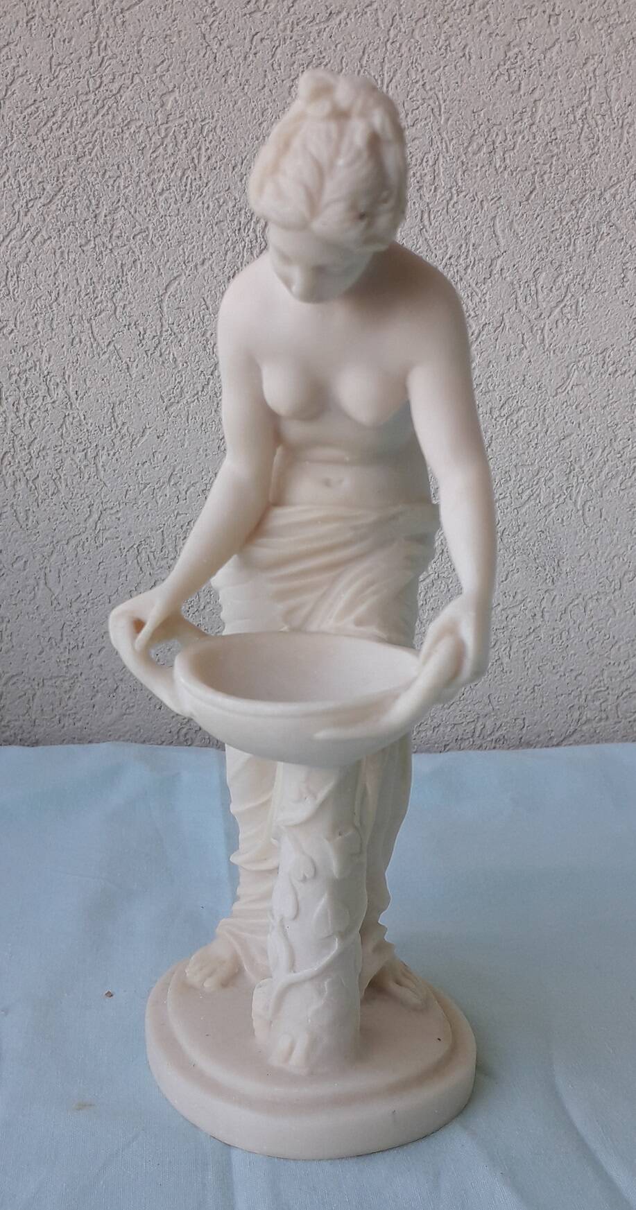 Alabaster nude statuette
