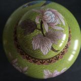 Paire de pots à gingembre en émail cloisonné début 20ème siècle