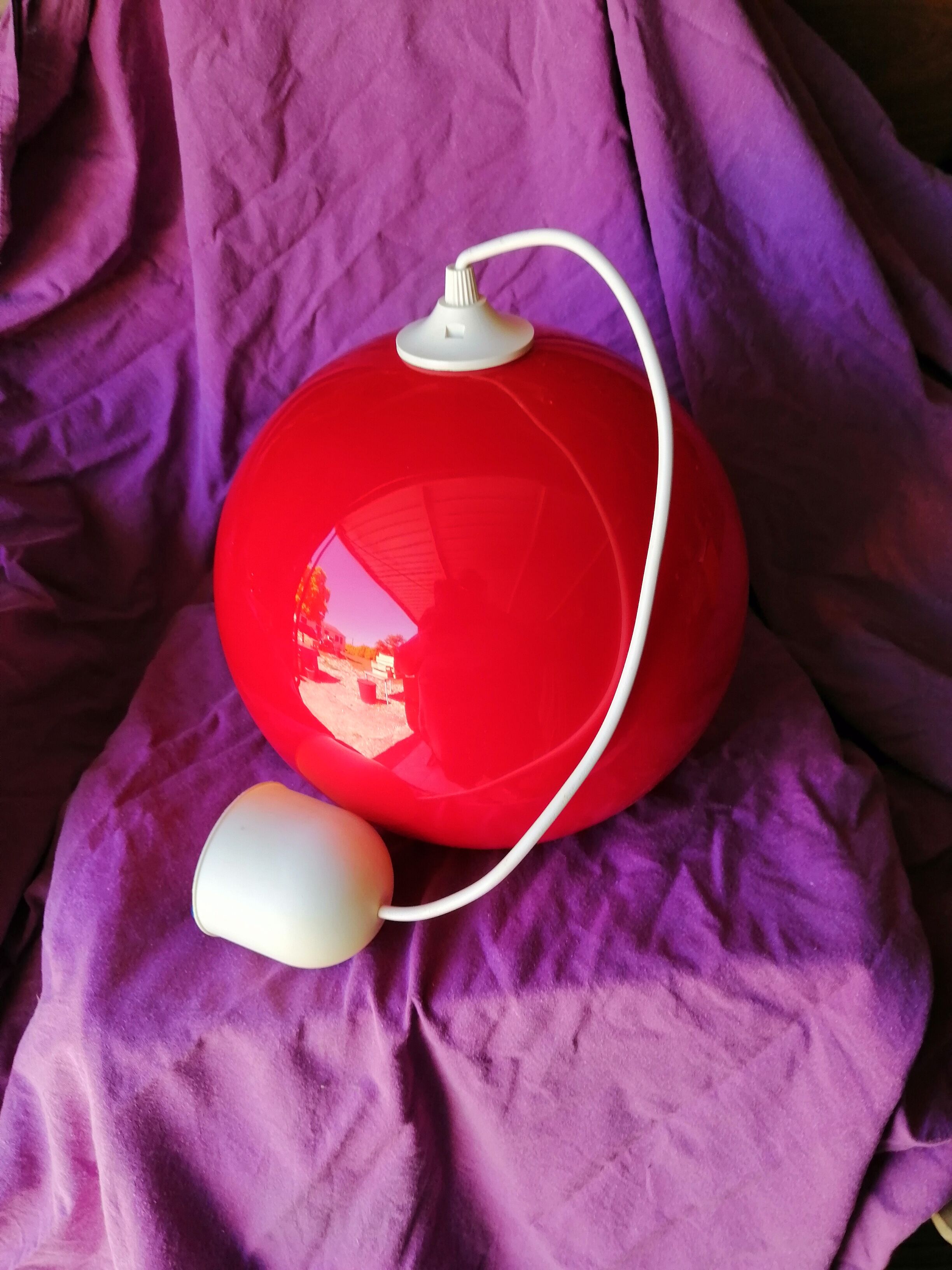 Vintage red suspension