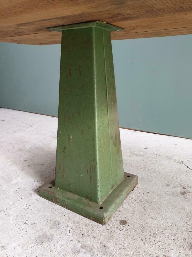 Table à manger industrielle