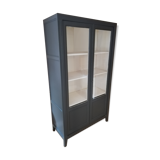 Glass cabinet in Paris