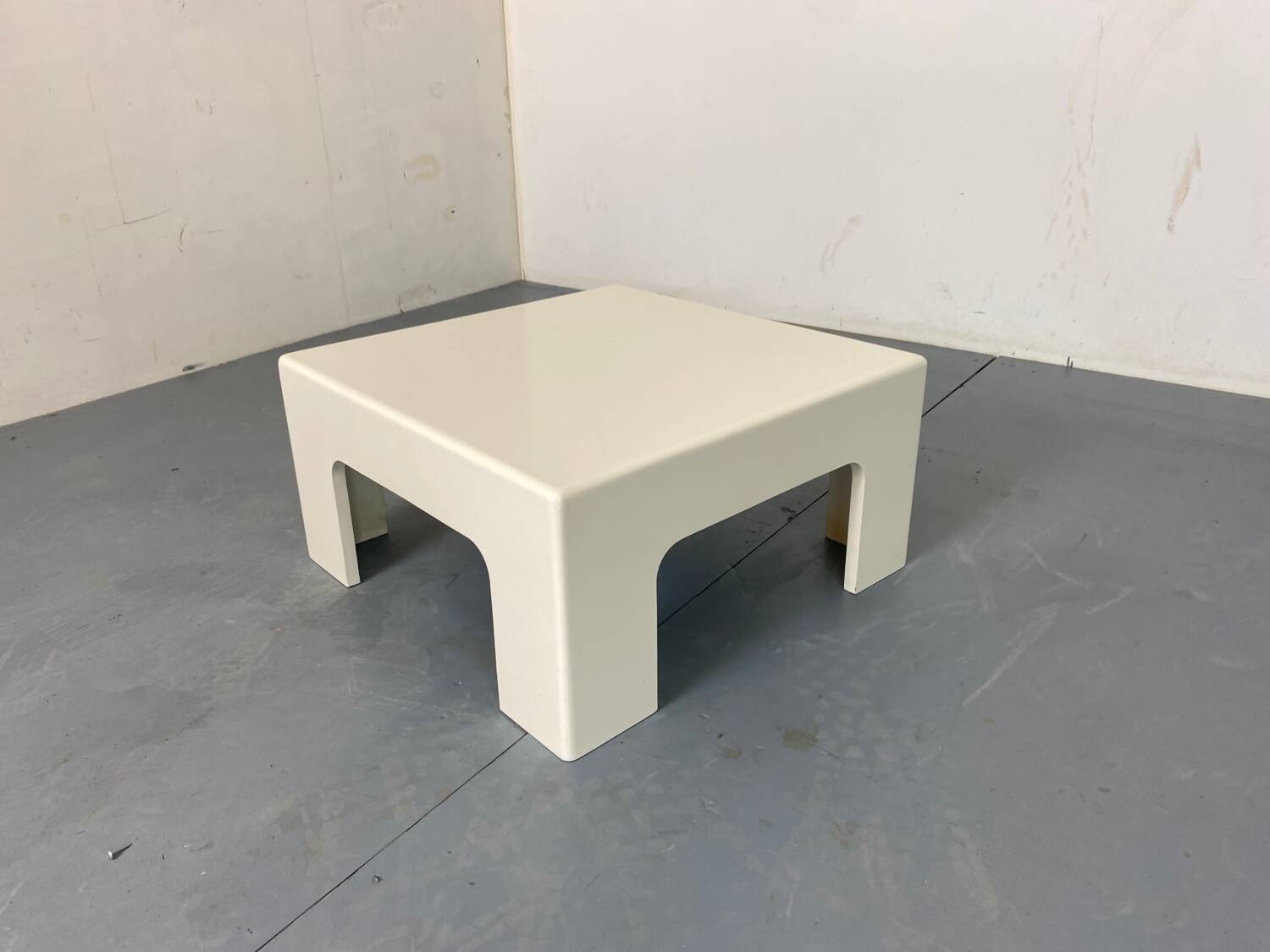 Space Age White Coffee Table 1970s