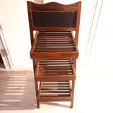 Three-shelf display cabinet