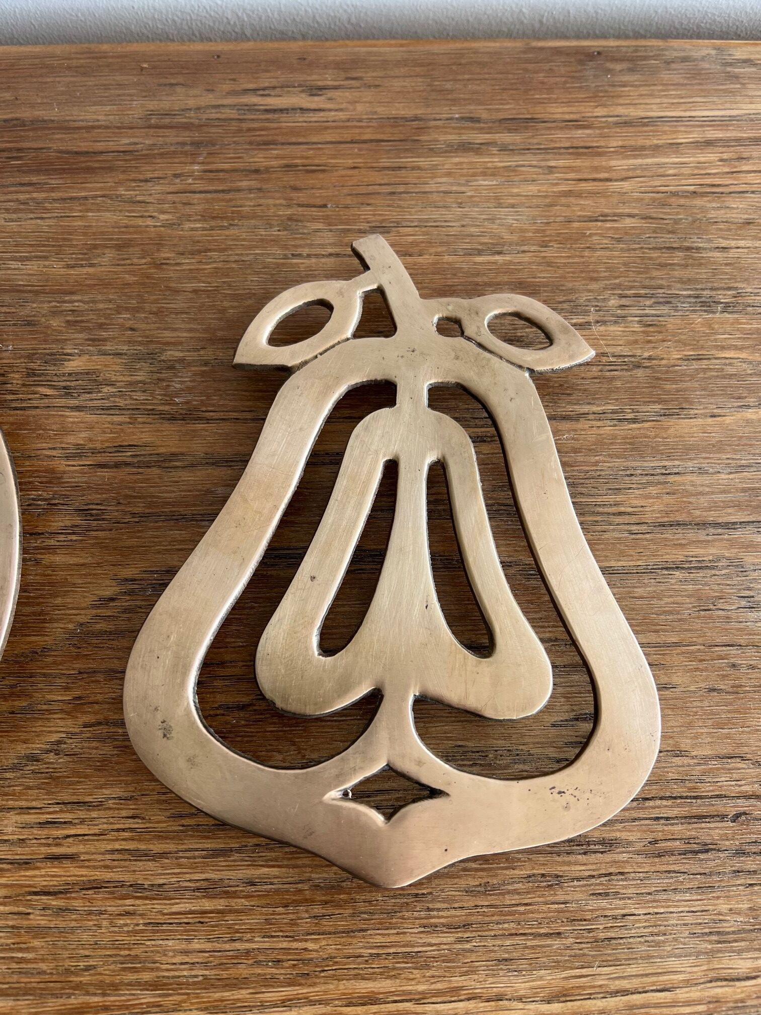 Set of 2 flat bottoms