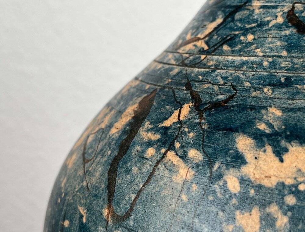 Brutalist mid-century studio pottery vase by Gerhard Liebenthron, 1975.