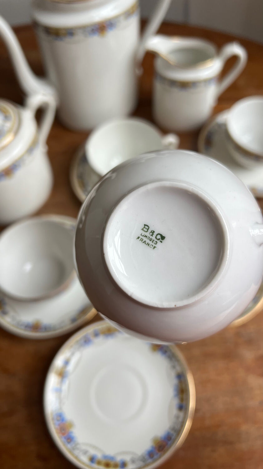 Ancien service à café en porcelaine de Limoges – années 1920