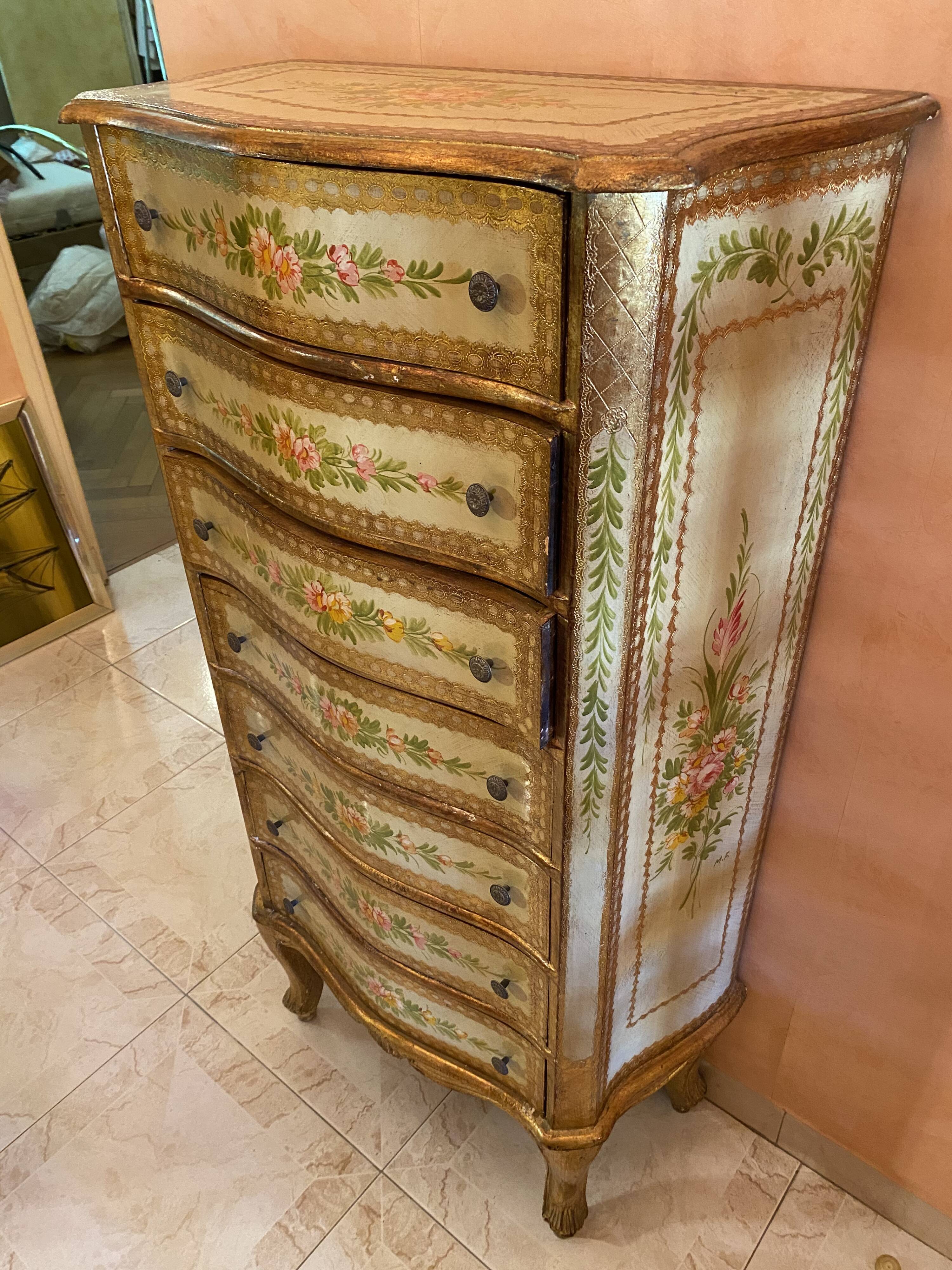 Venetian floral decoration dresser