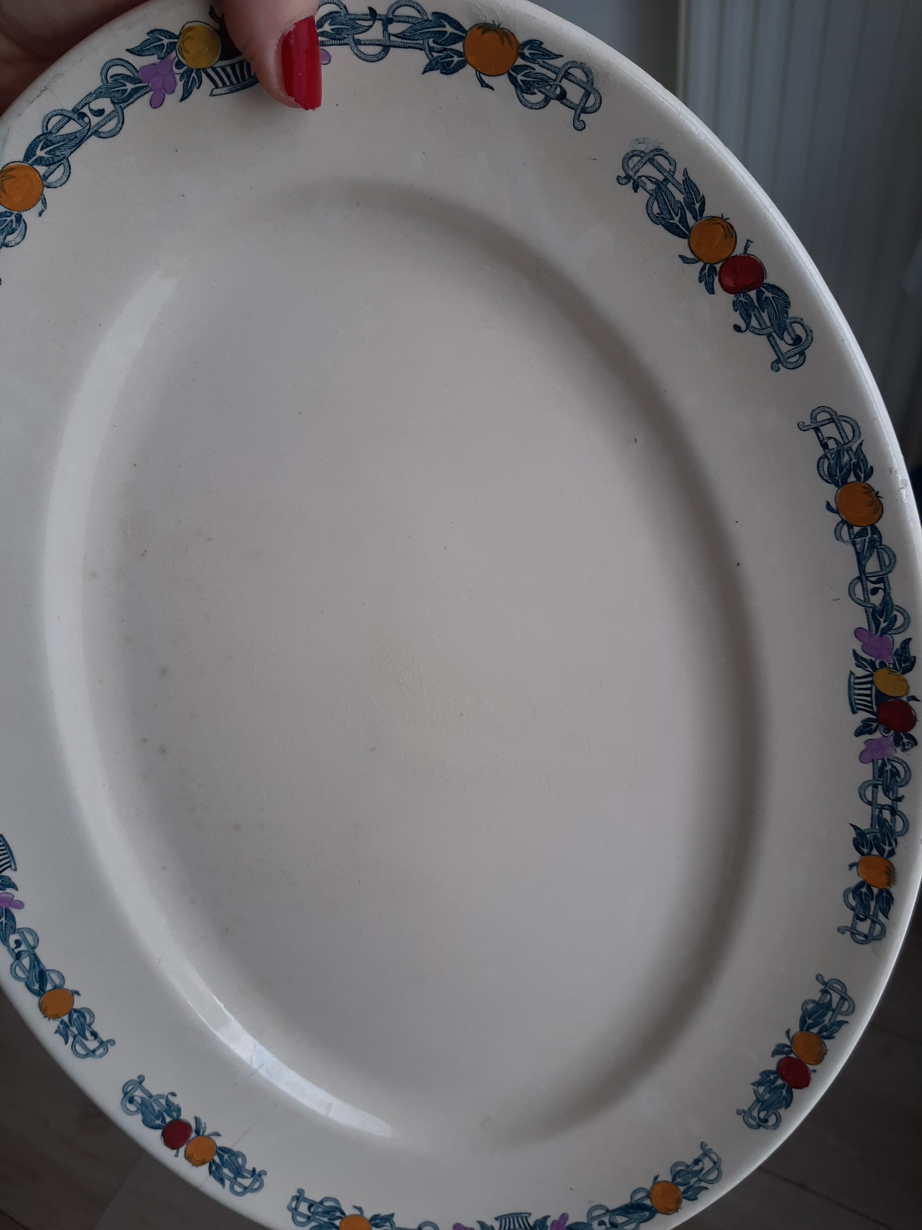 Plat ovale terre de fer Treillage Longchamp