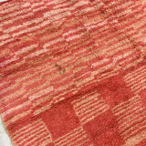Moroccan Berber carpet Boujaad red and ochre with graphic patterns 2,64x2,02m