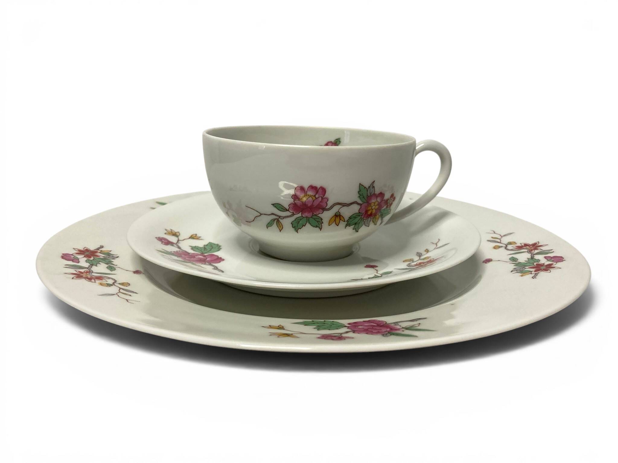 Limoges, service égoïste tasse assiette Lazeyras XXème