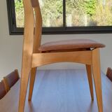 6 original Scandinavian chairs in light solid wood