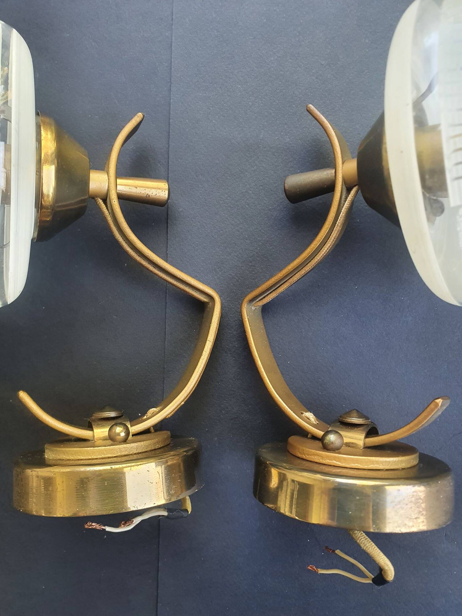 Paire d'appliques murales dorées vintage France