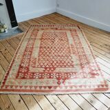 Tapis ethnique type kilim