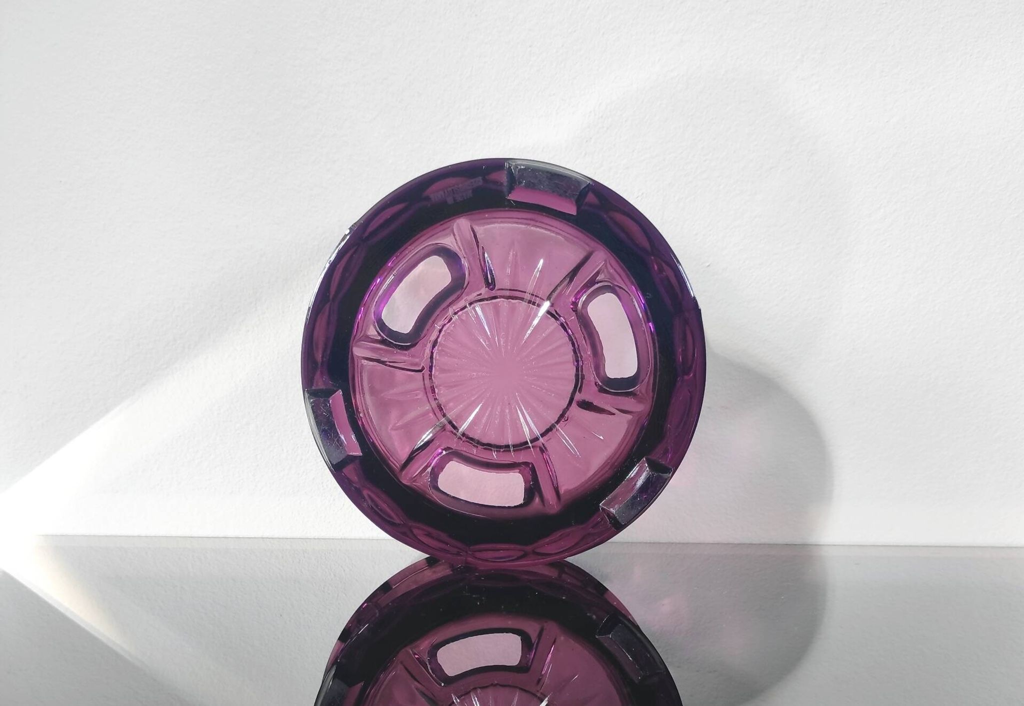 Cache-pot ou photophore brutaliste en verre