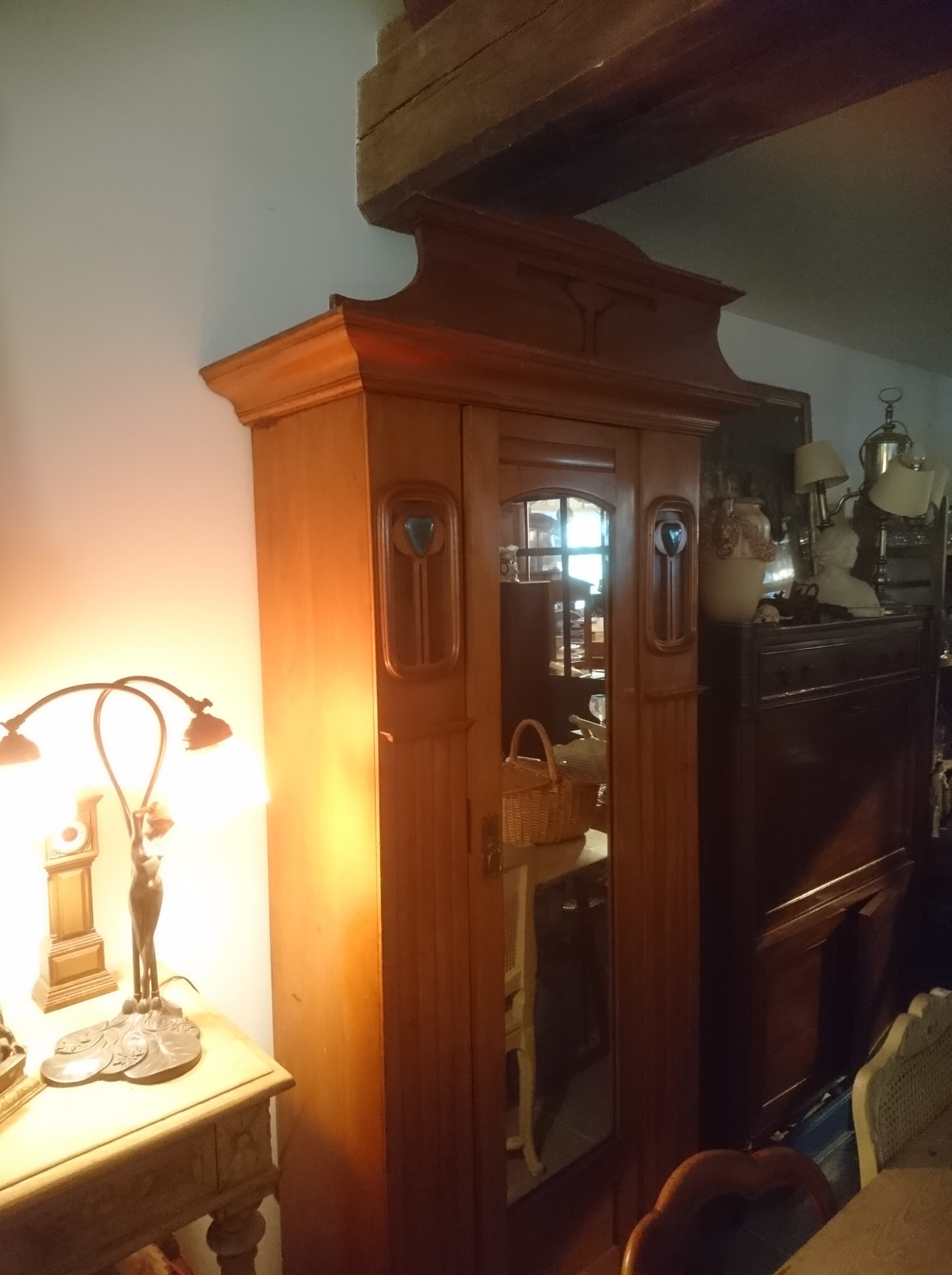 Wardrobe art new austrian with two heart pop-up