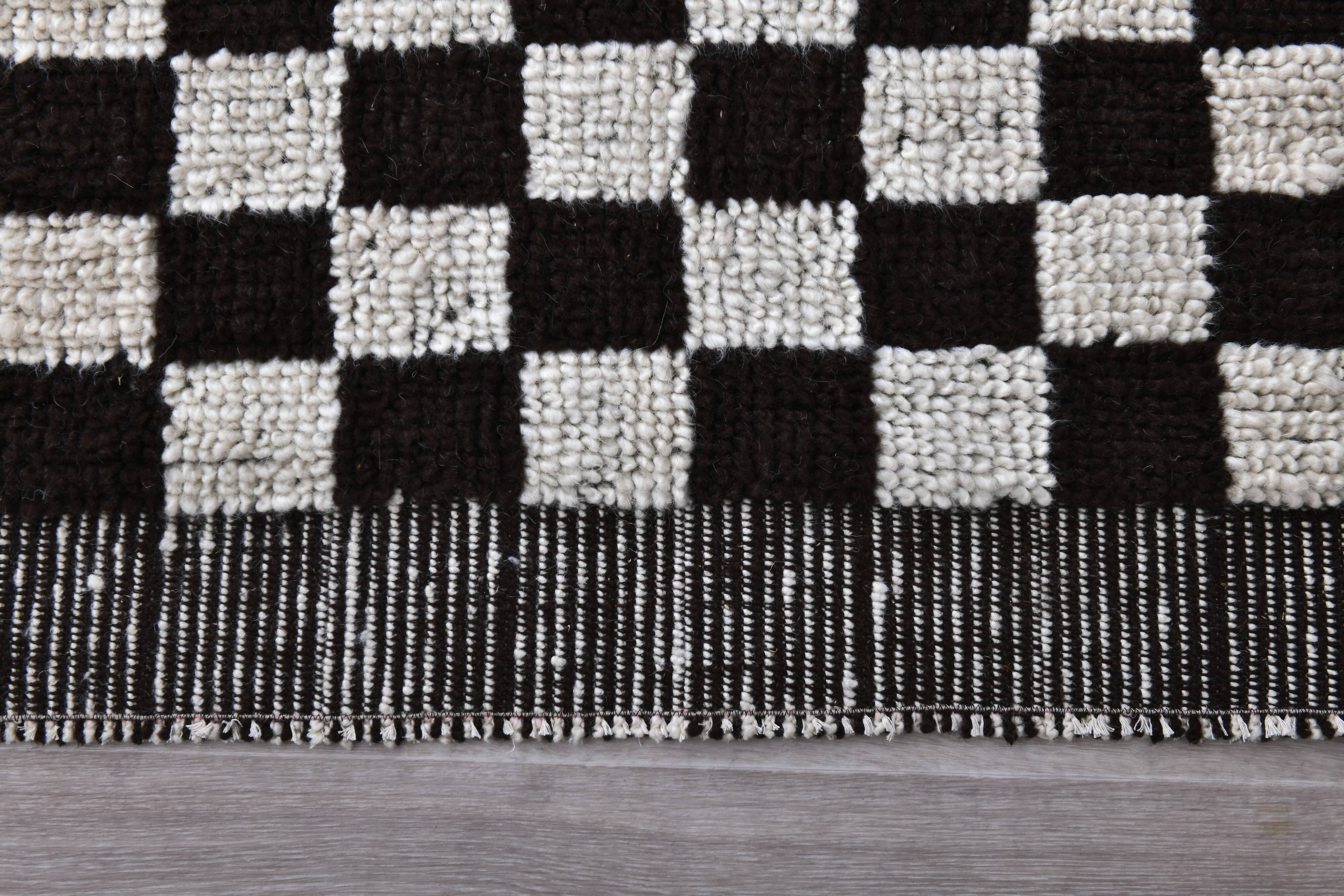 2x10 Checkered Moroccan Runner Rug 70x302Cm SK 242433