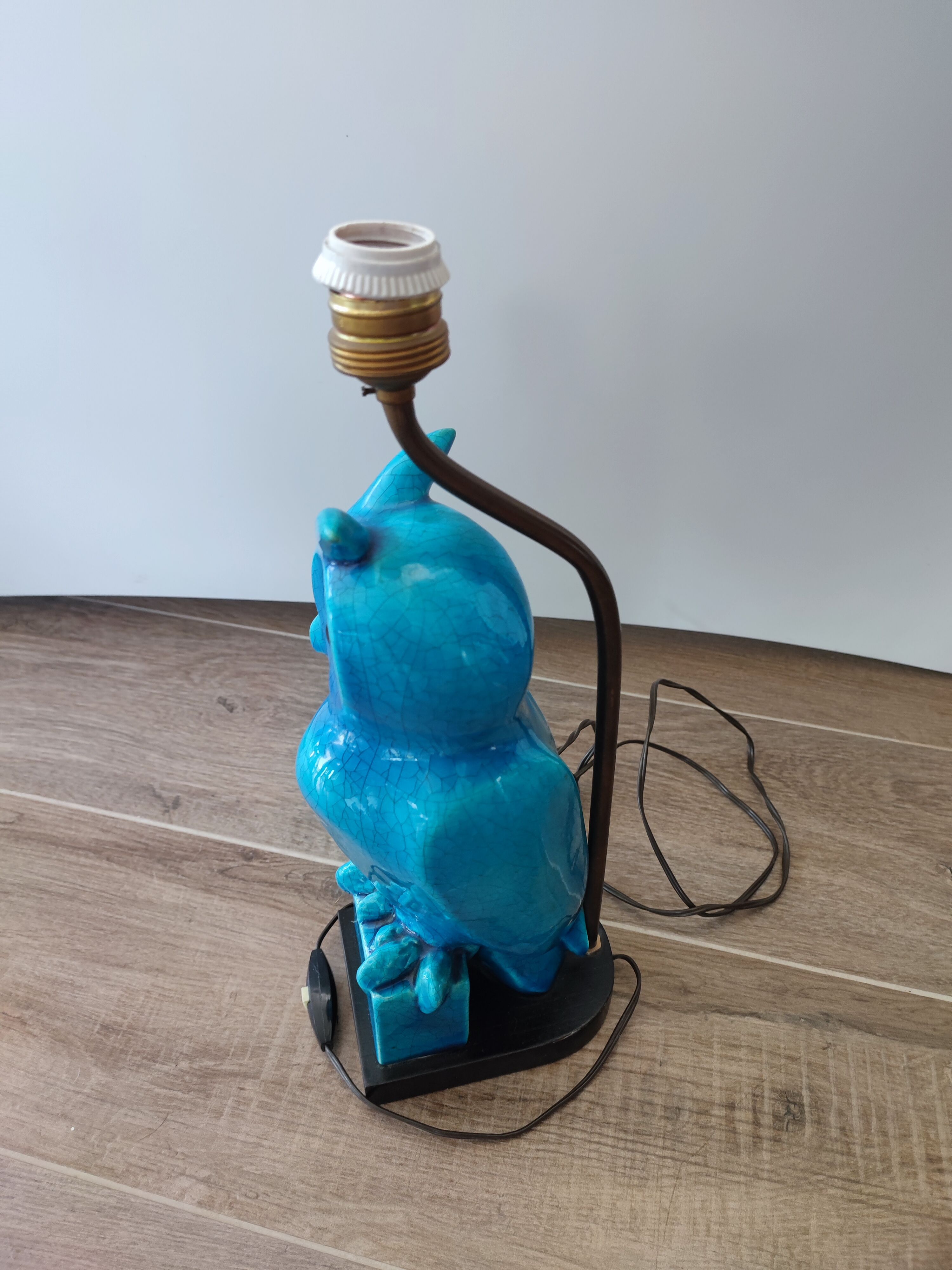 Turquoise cracked earthenware owl lamp