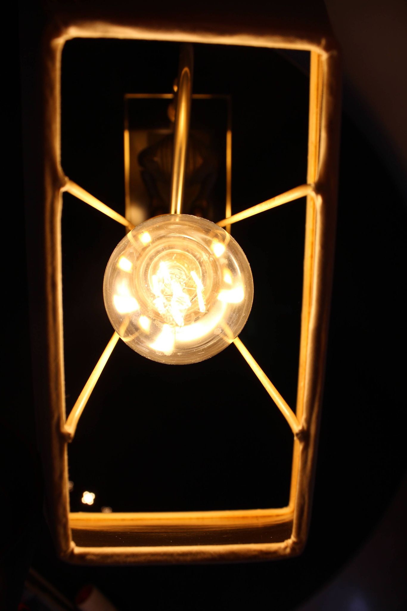 Lampe de table Hollywood Regency décor Pharaon, années 1070