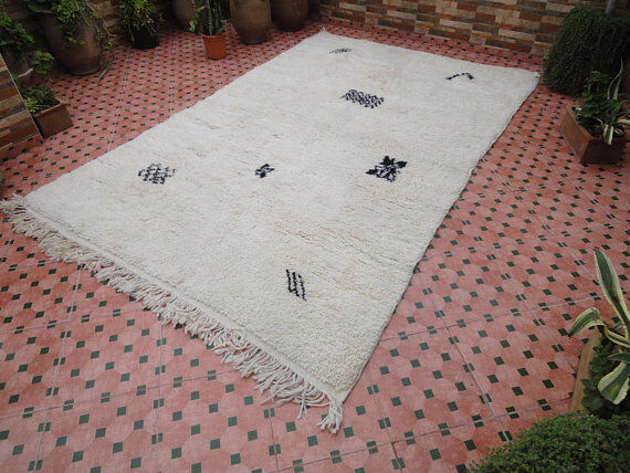 Beni Ouarin carpet 307 x 191 cm