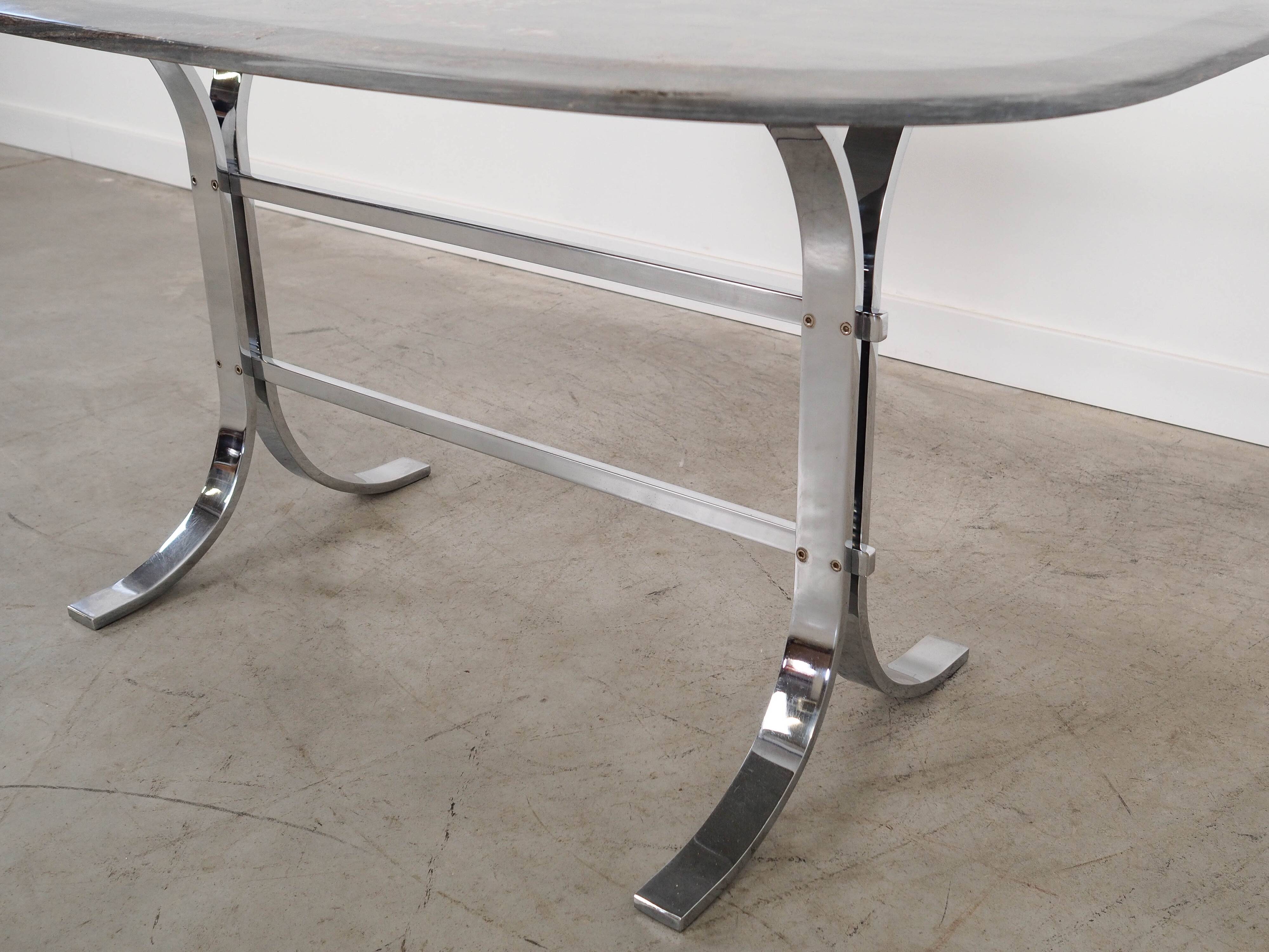 Table danoise en pierre, années 1980