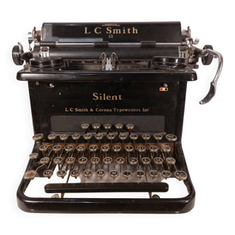 Machine à écrire mécanique L.C. SMITH des années 20/30 - Import USA