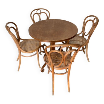 Vintage table and 4 chairs set