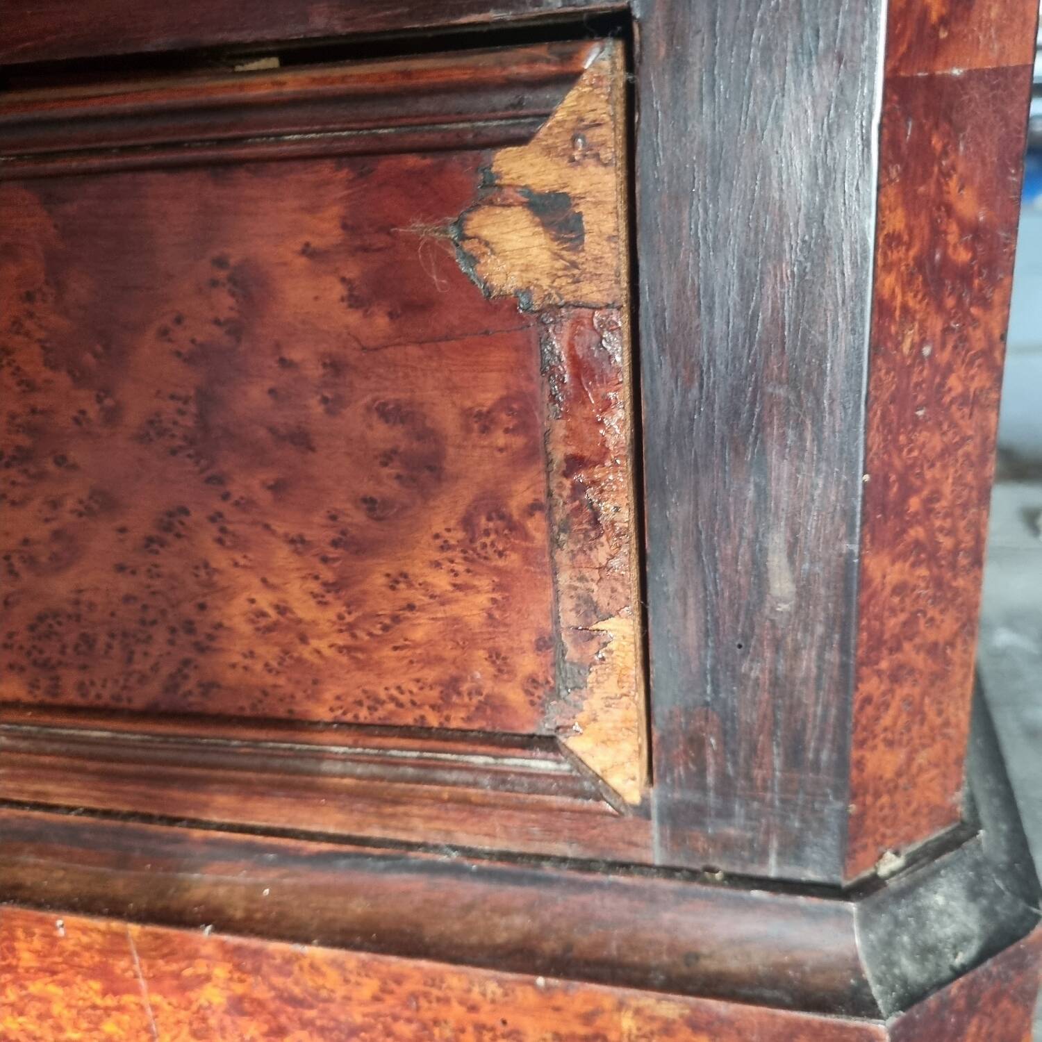 Napoleon III chest of drawers in mahogany and marble slab