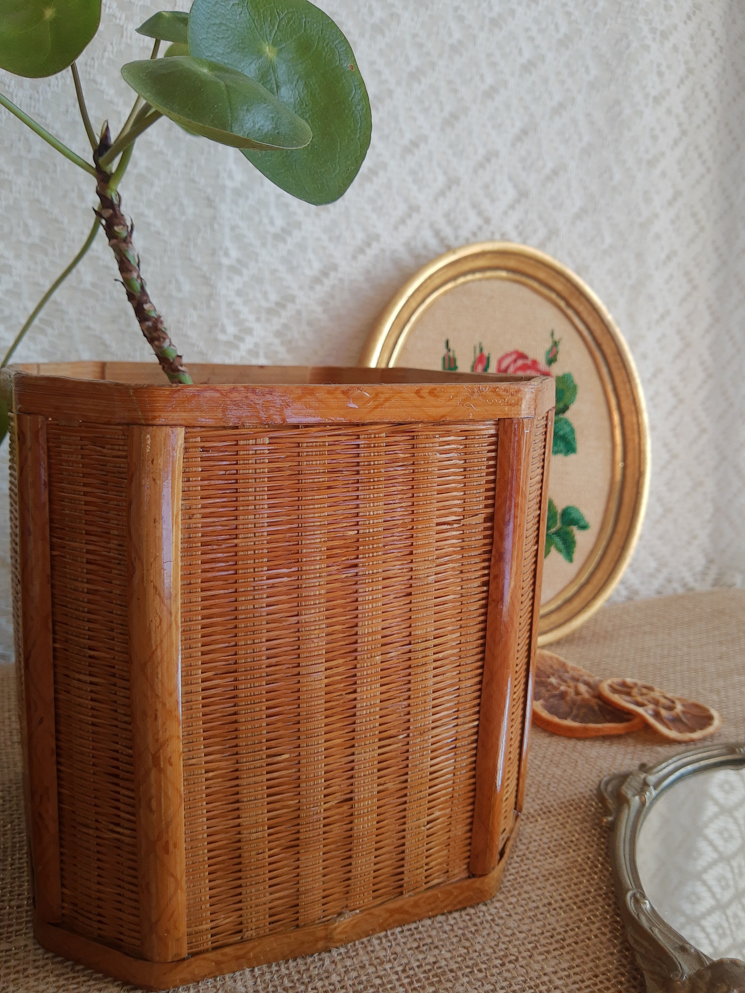 Vintage bamboo pot cover