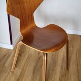 Chaise Arne Jacobsen Grand Prix en noyer Republic of fritz hansen