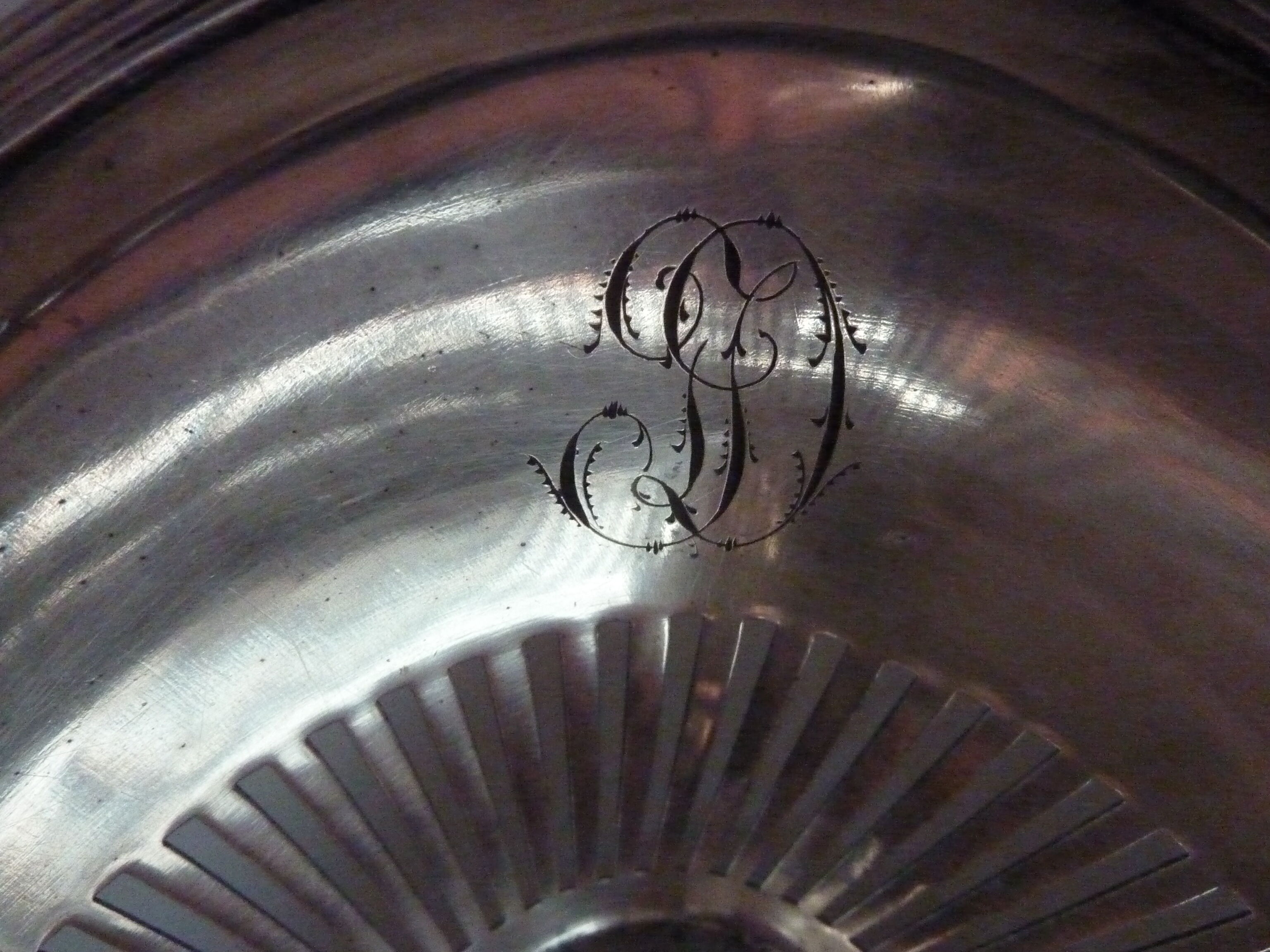 FD monogram silver metal bread basket