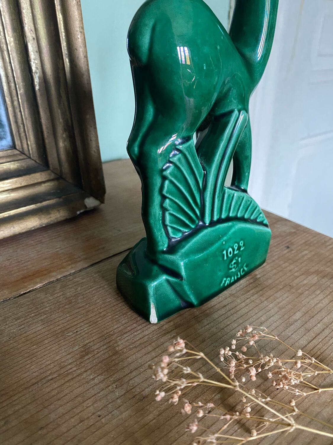 Antique doe in Saint Clément earthenware