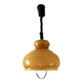 Suspension en opaline jaune moutarde, années 1970