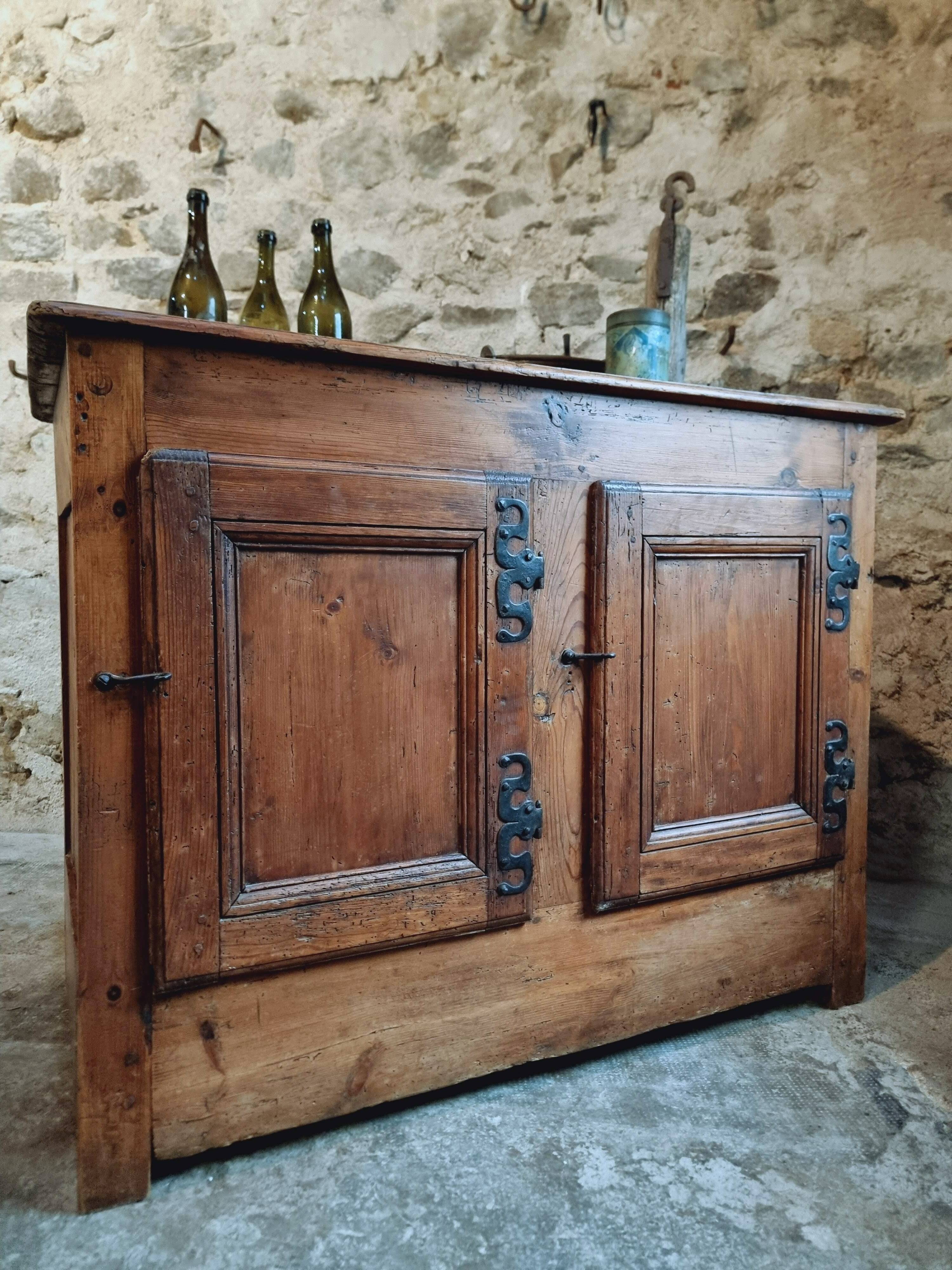 Antique Louis XVI sideboard – 18th century – Solid pine kitchen island – 1