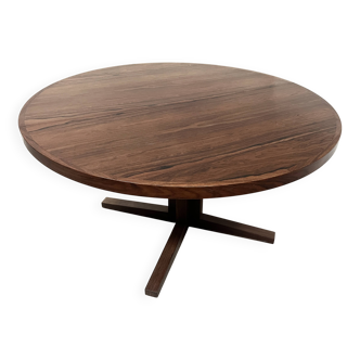 Scandinavian dining table in rosewood veneer "by John MORTENSEN"