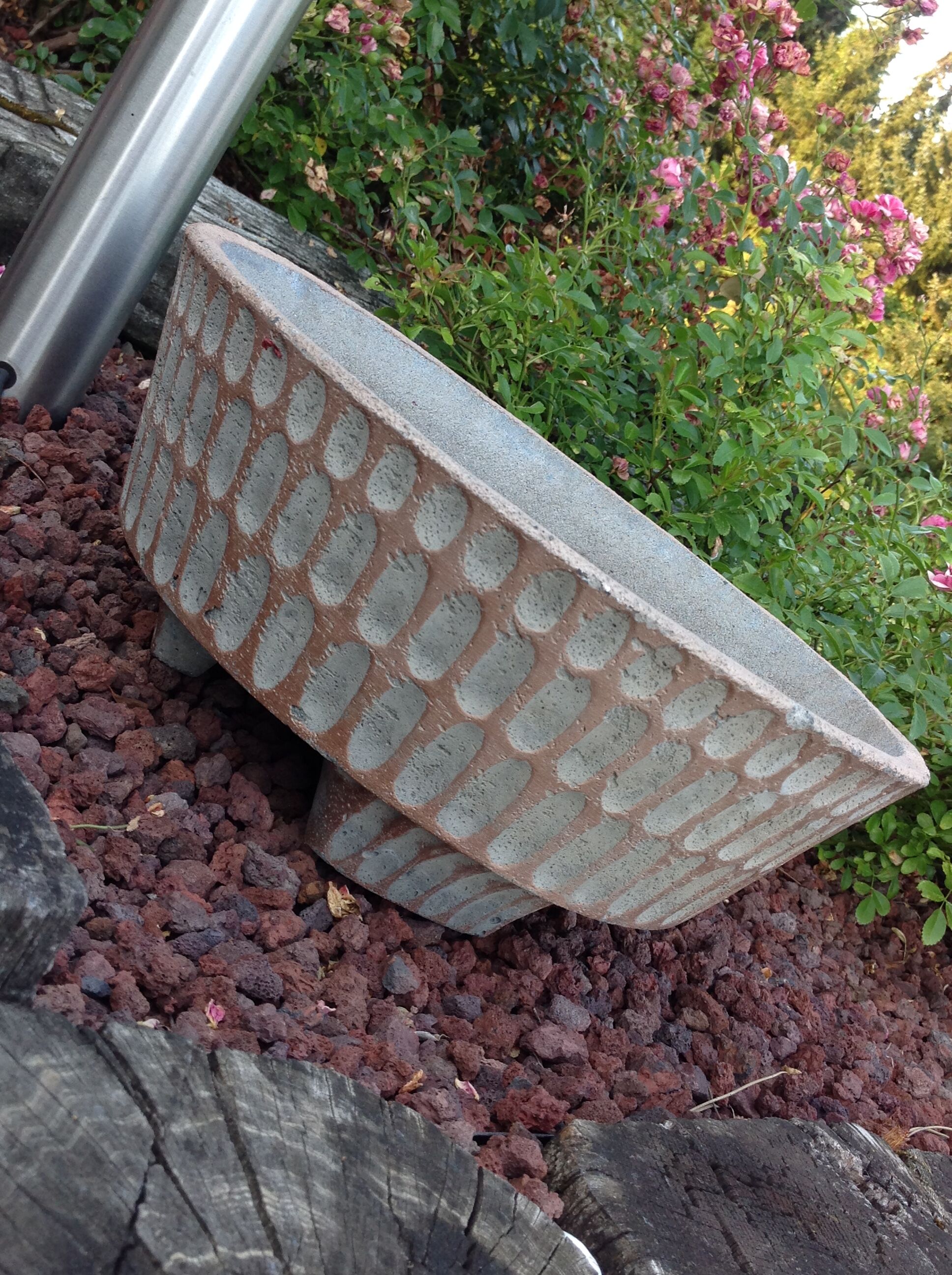 Round planter vintage concrete structured 60, 70s