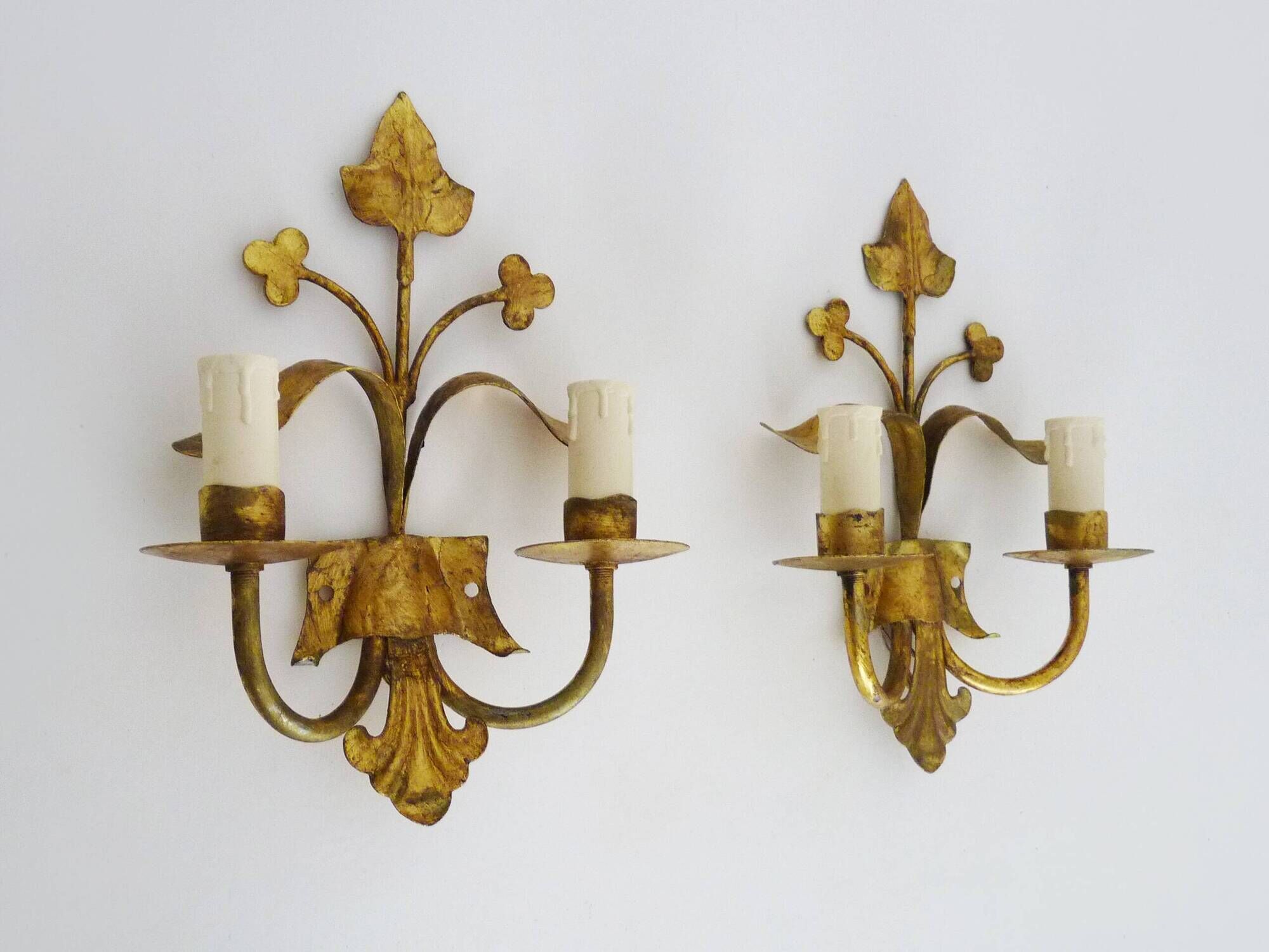 Pair of Italian wall lights with 2 gold leaf gilded arms. 70s 80s