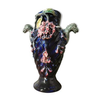 Slip vase