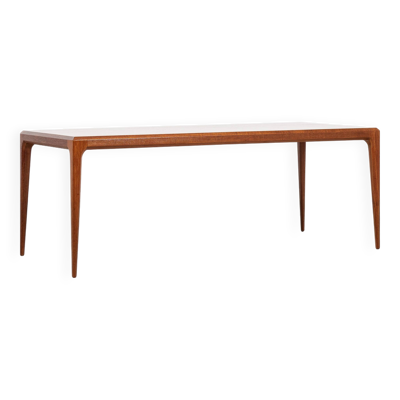 Table basse danoise du milieu du siècle en teck par Johannes Andersen pour Silkeborg 1960