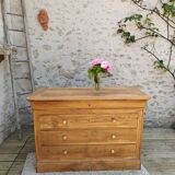 Commode en noyer